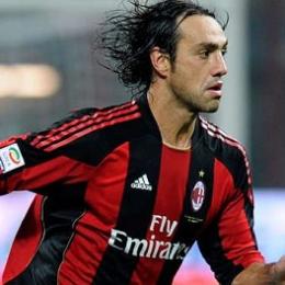Operazione da parte del club bianconero ancora a parametro zero, ancora dai rivali rossoneri. Il regista dell'affare di mercato è Pirlo che sta lavorando sull'ex compagno per convincerlo: e ci sta riuscendo