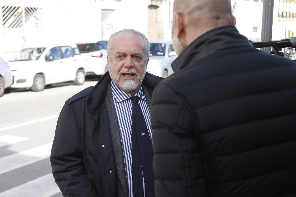 Napoli de laurentiis deferito figc