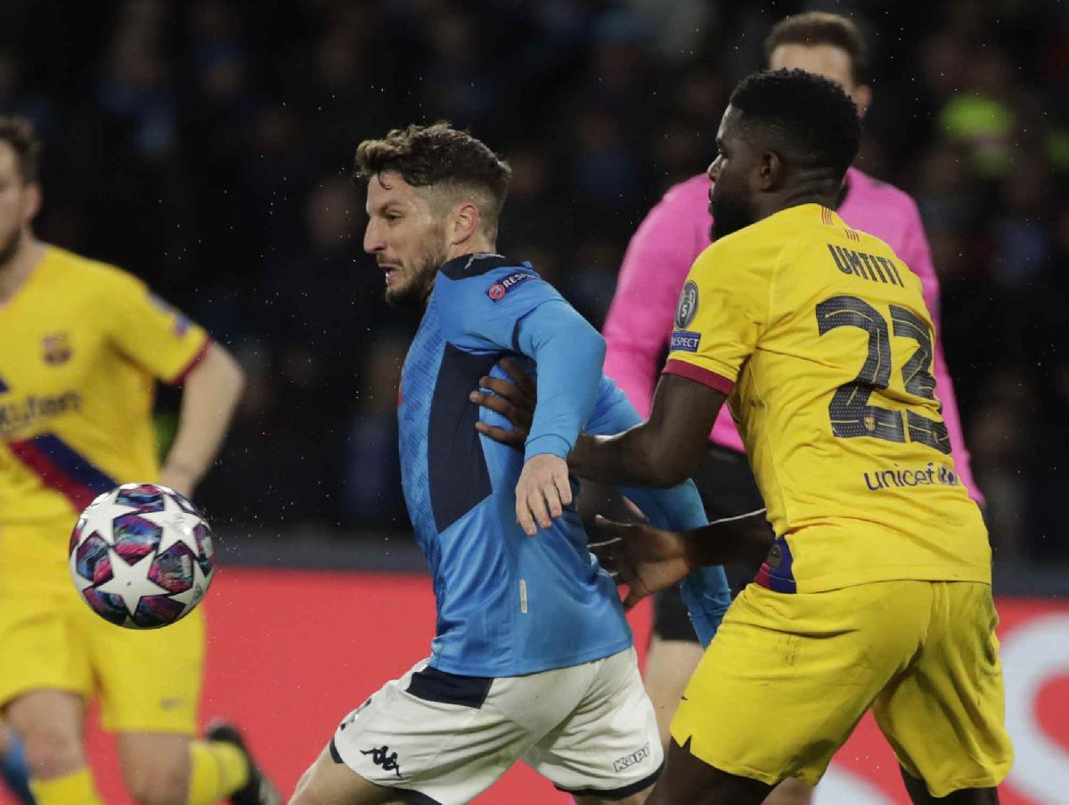 Mercato Napoli Dalla Spagna Koulibaly Vicino Al Psg Azzurri A Caccia Del Suo Erede Contatti Avviati Per Umtiti Ma Il Giocatore Vuole Restare A Barcellona